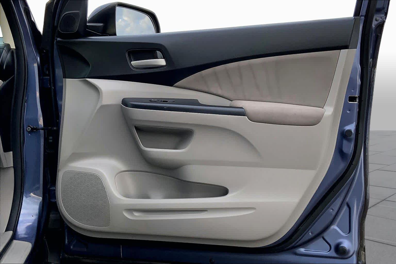 2014 Honda CR-V photo 22 of 36