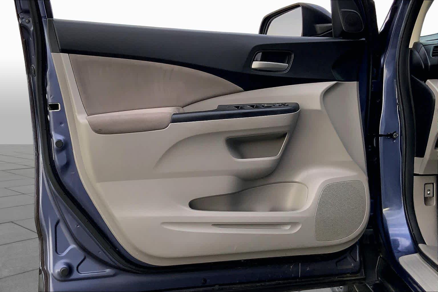 2014 Honda CR-V photo 21 of 36