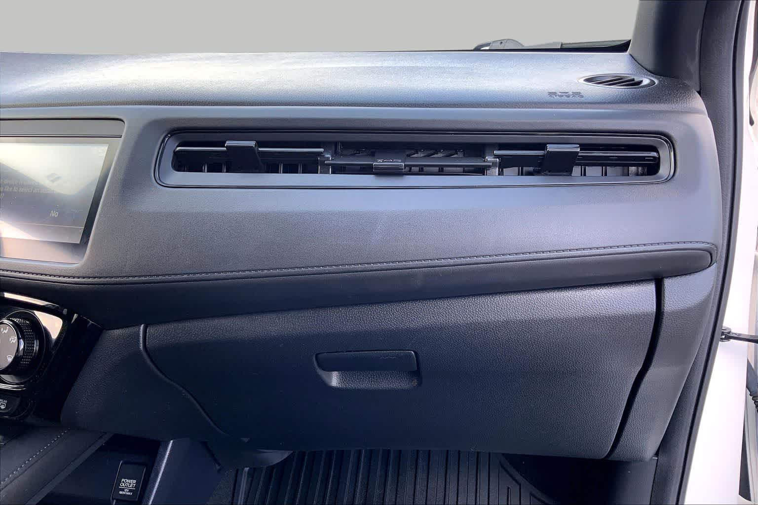 2022 Honda HR-V Sport Platinum White Pearl at AutoNation USA Houston