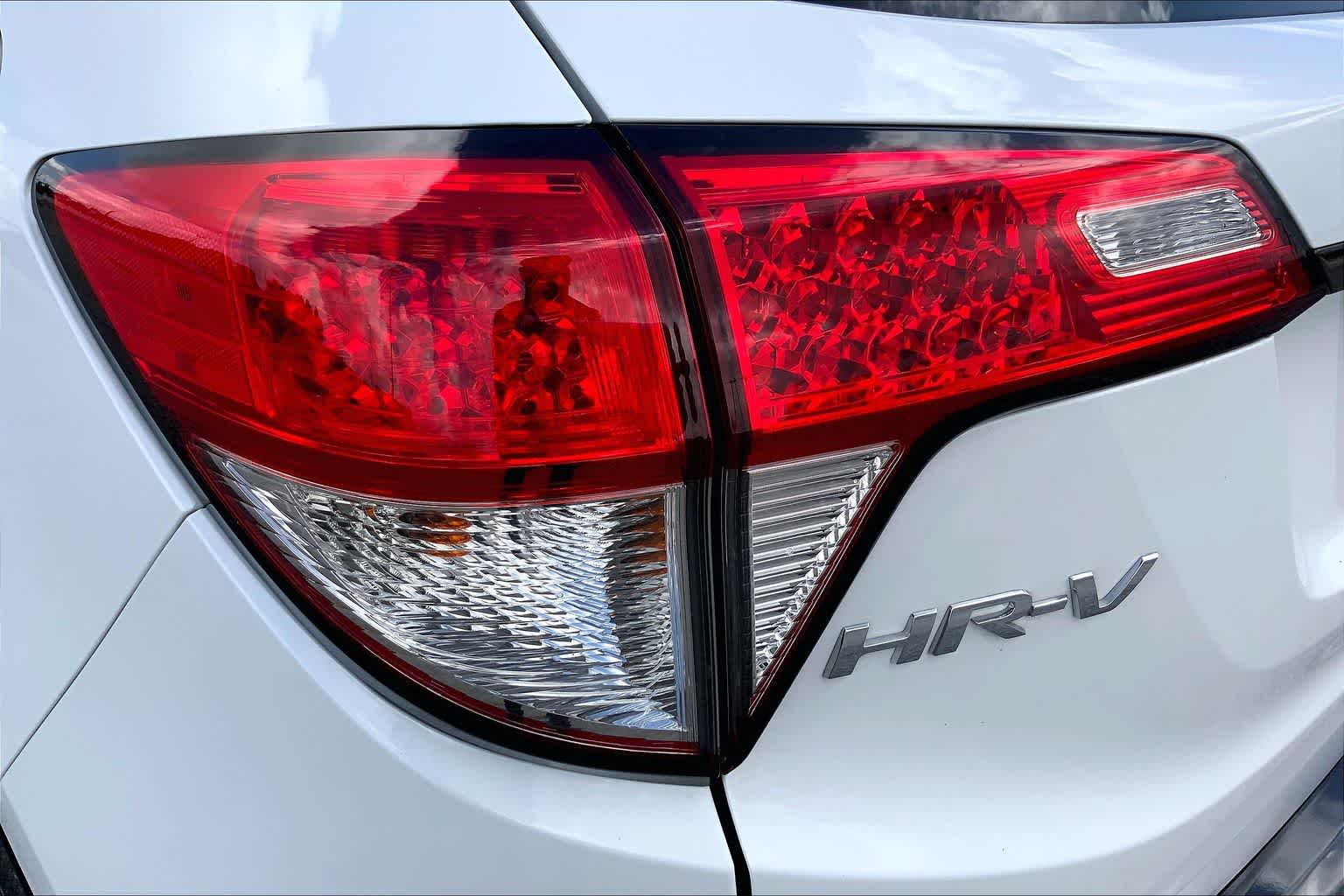 2022 Honda HR-V Sport Platinum White Pearl at AutoNation USA Houston