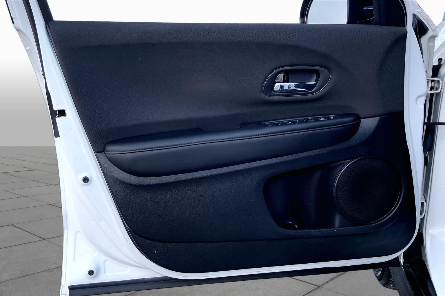 2022 Honda HR-V Sport Platinum White Pearl at AutoNation USA Houston