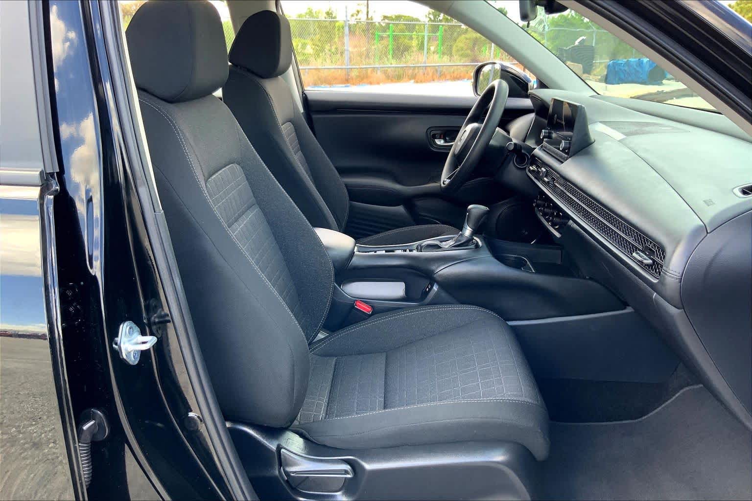 2025 Honda HR-V LX - 8