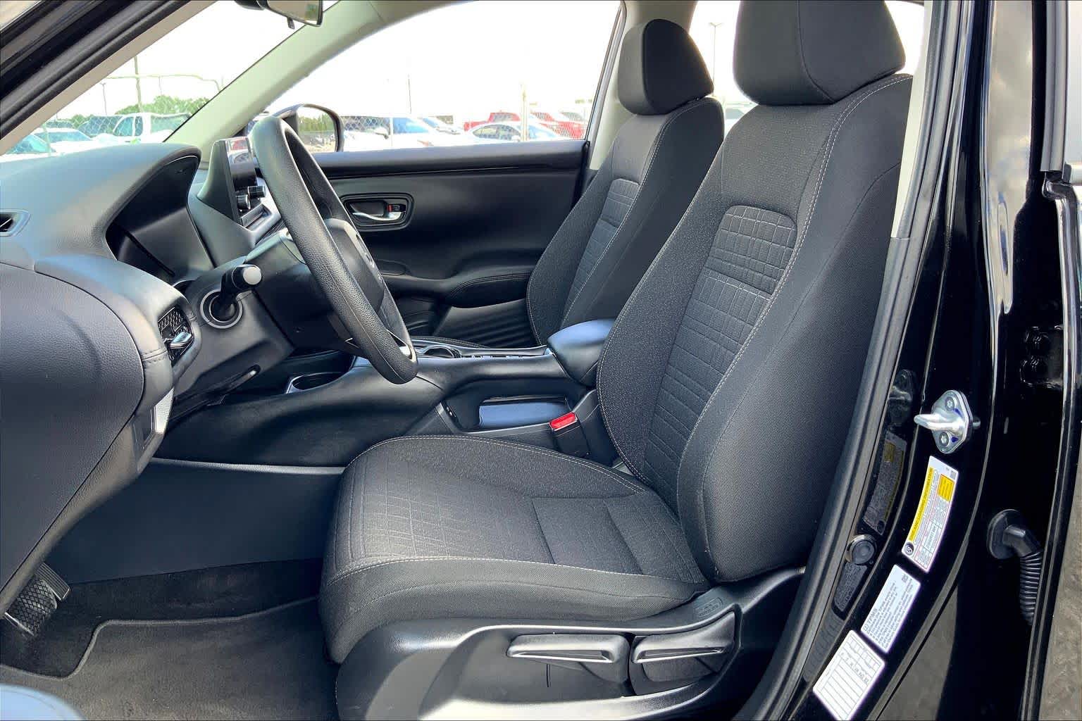 2025 Honda HR-V LX - 7