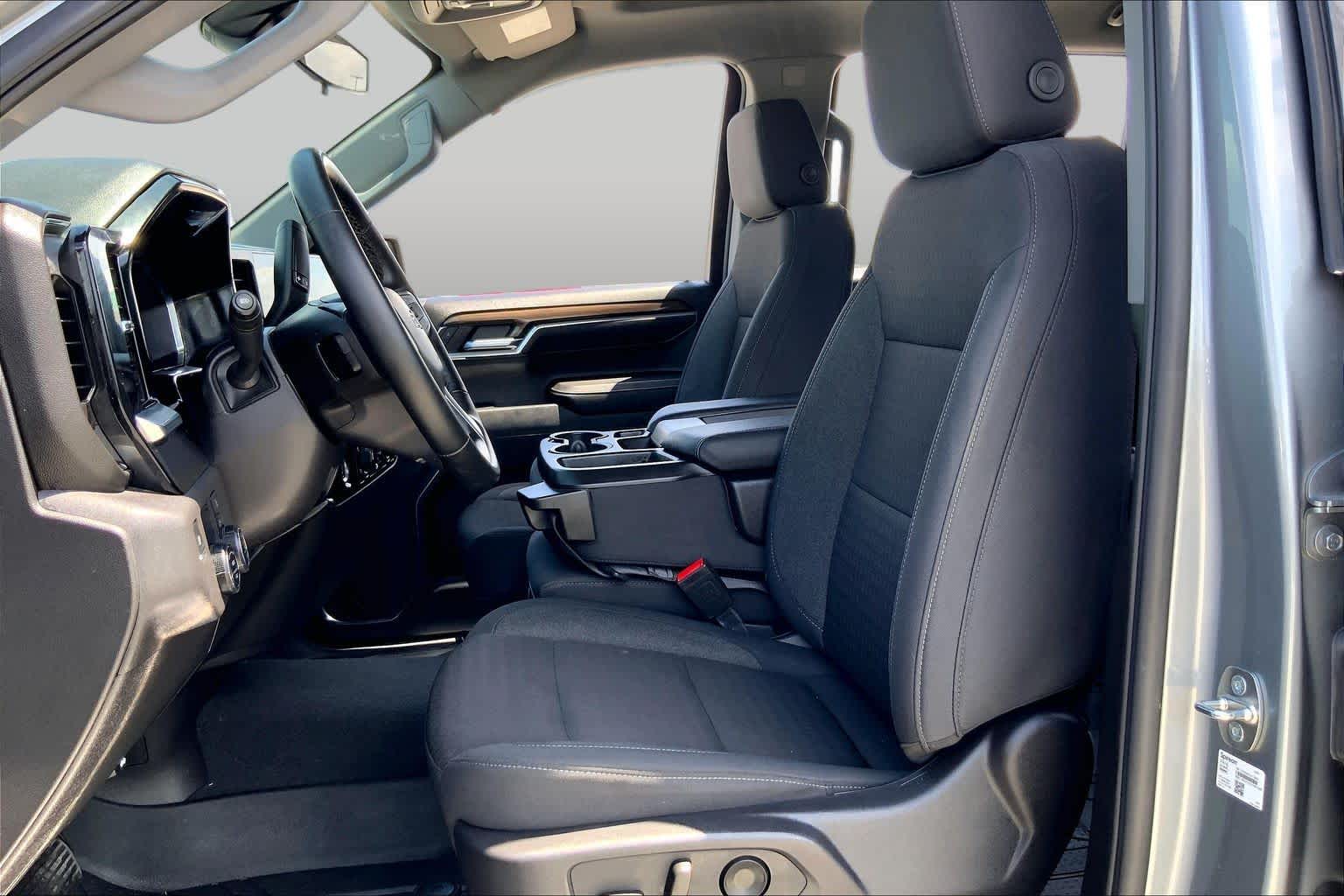 2024 Chevrolet Silverado 1500 RST - 7