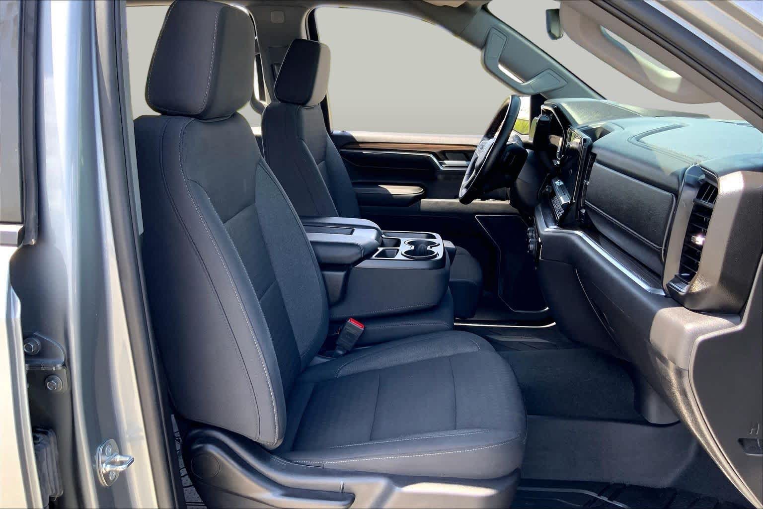 2024 Chevrolet Silverado 1500 RST - 8