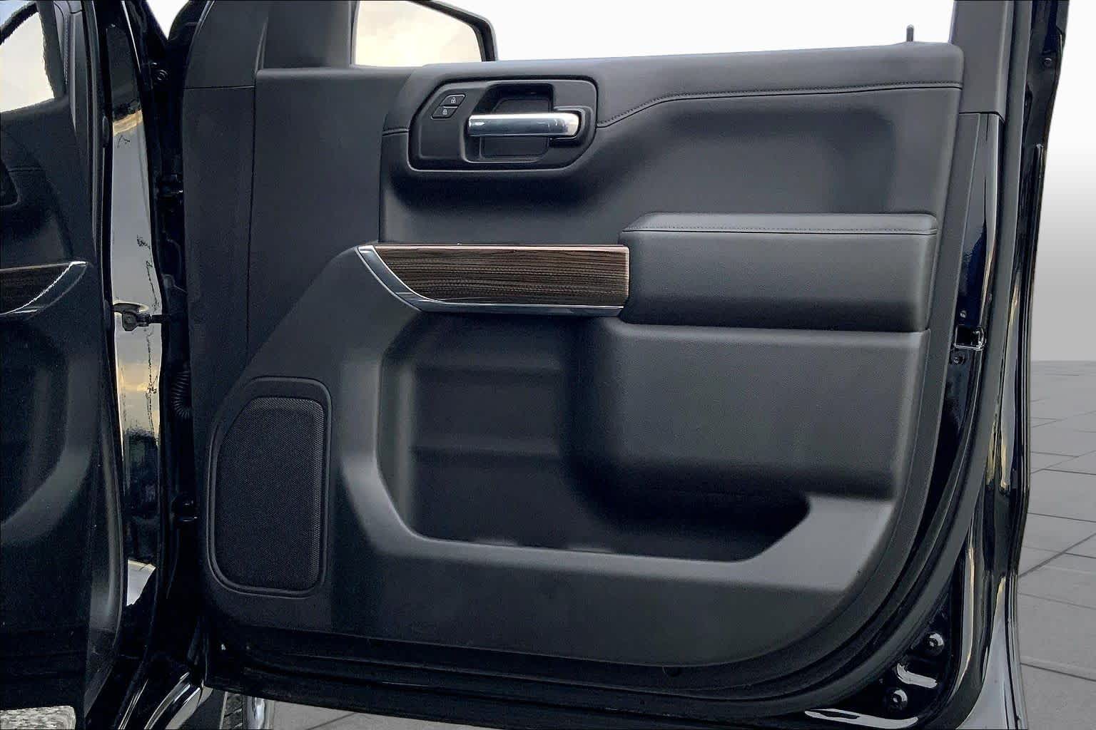 2020 Chevrolet Silverado 1500 photo 22 of 36