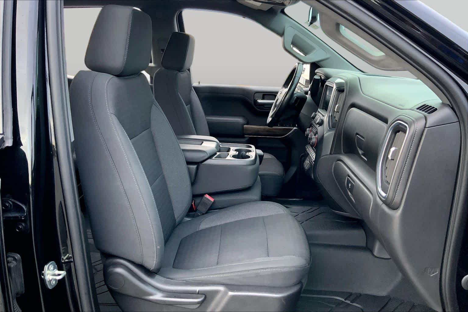 2020 Chevrolet Silverado 1500 photo 9 of 36