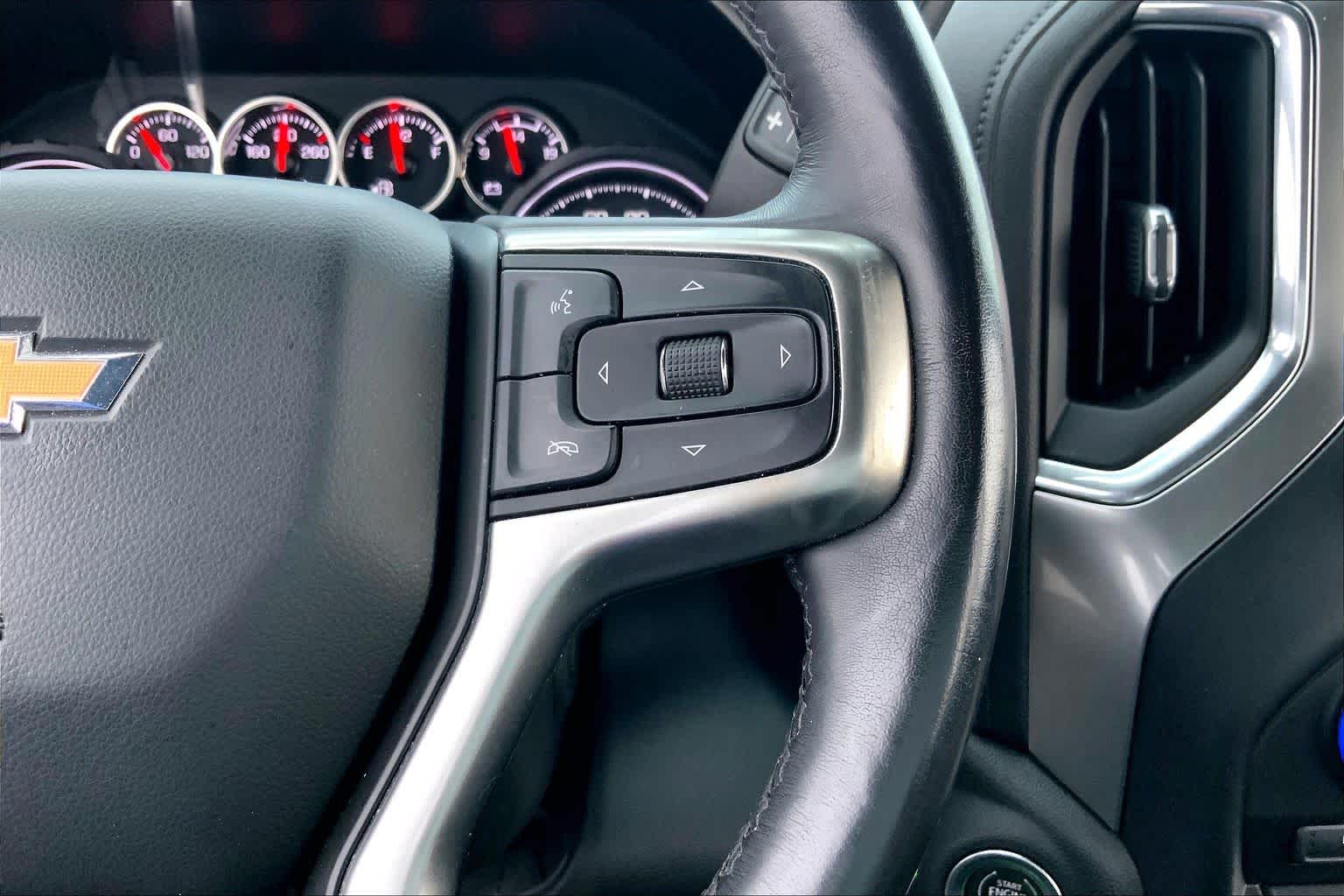 2020 Chevrolet Silverado 1500 photo 24 of 36