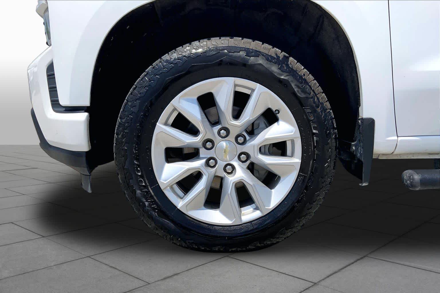 2021 Chevrolet Silverado 1500 Custom Summit White at AutoNation Chevrolet Gulf Fwy