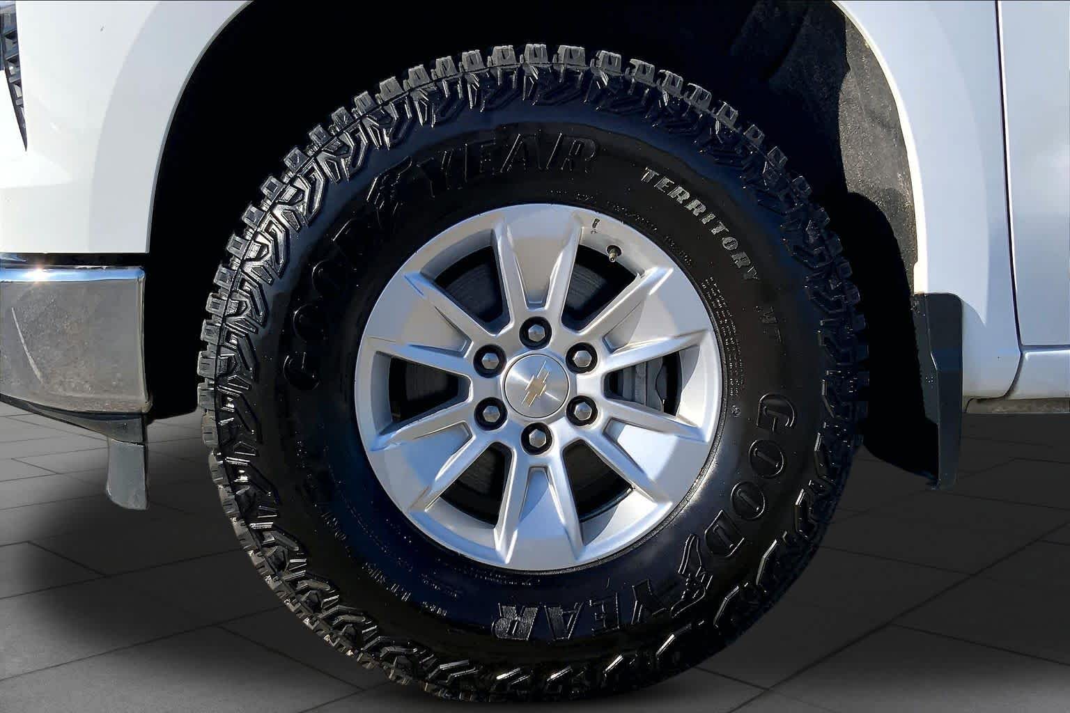 2023 Chevrolet Silverado 1500 LT Summit White at Group 1 Toyota Southwest