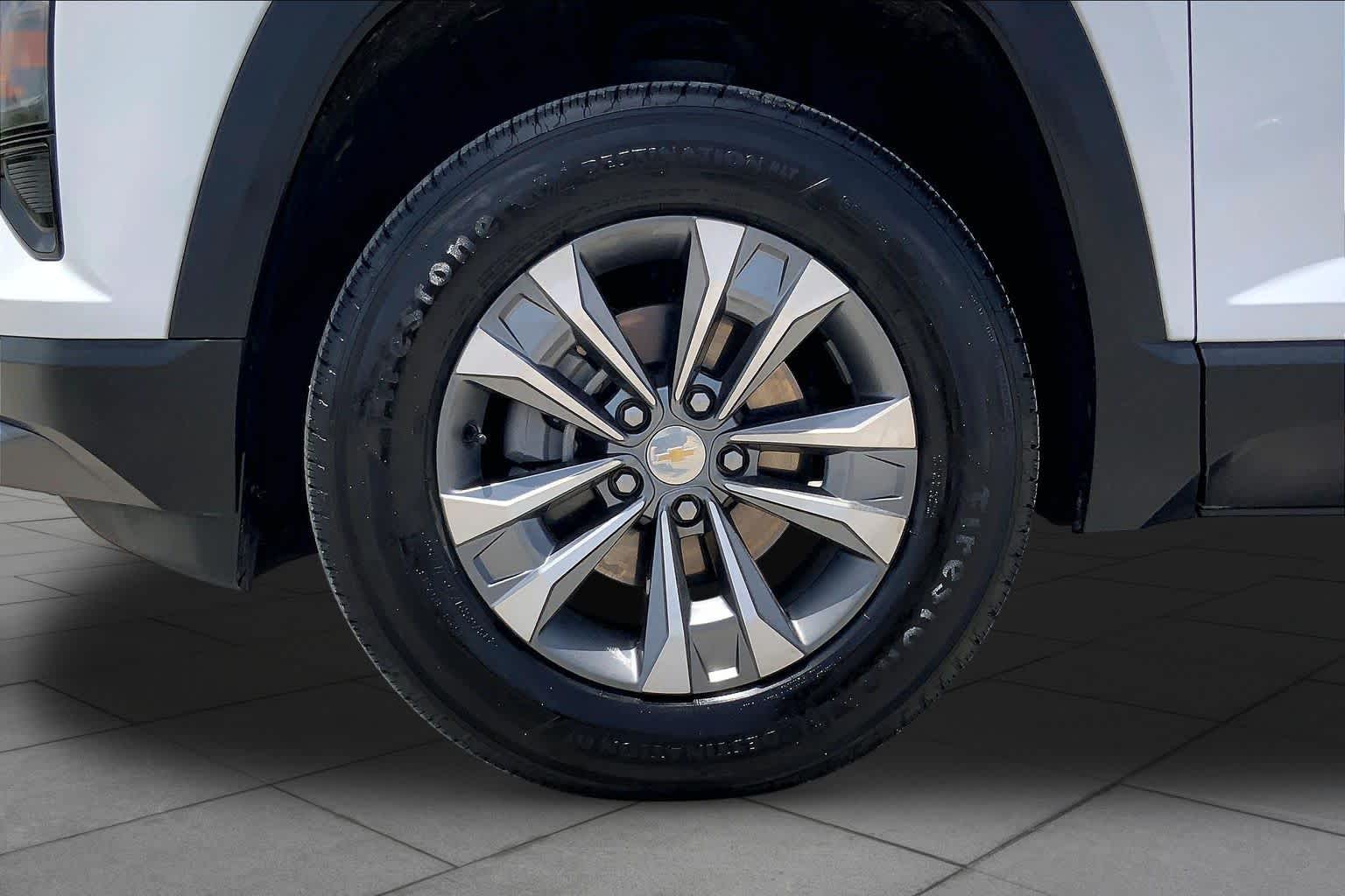 2026 Chevrolet Equinox FWD LT - 10