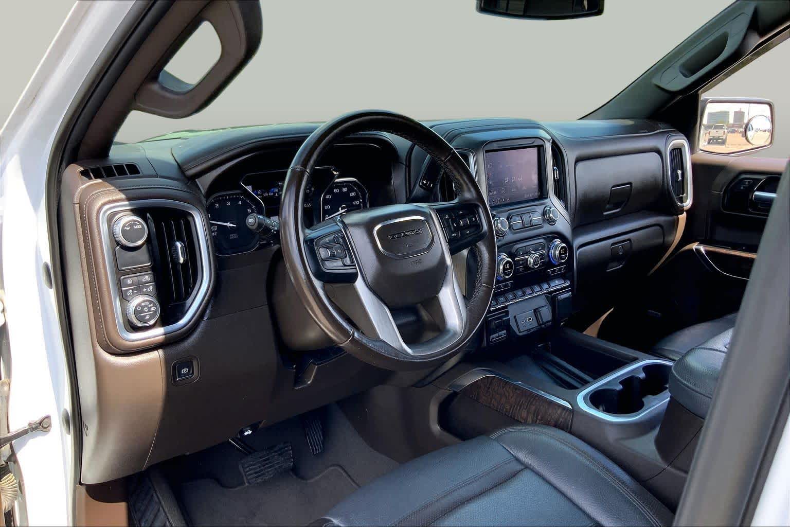 2021 GMC Sierra 1500 Denali White Frost Tricoat at Auto Boutique Texas
