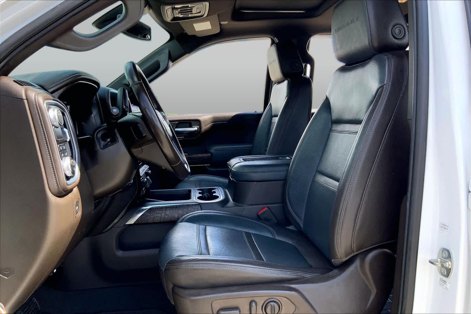2021 GMC Sierra 1500 Denali White Frost Tricoat at Auto Boutique Texas