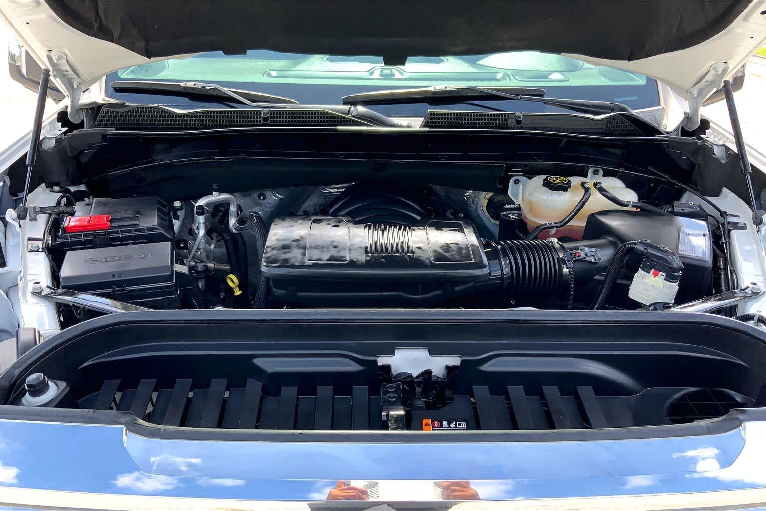 2021 GMC Sierra 1500 Denali White Frost Tricoat at Auto Boutique Texas