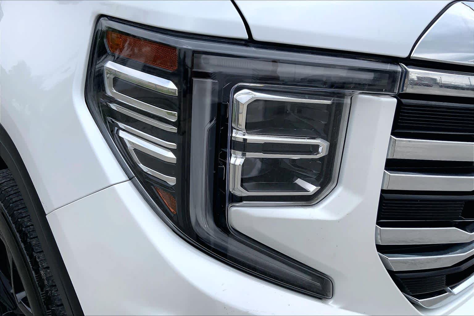 2023 GMC Sierra 1500 SLT White Frost Tricoat at Texan GMC Buick