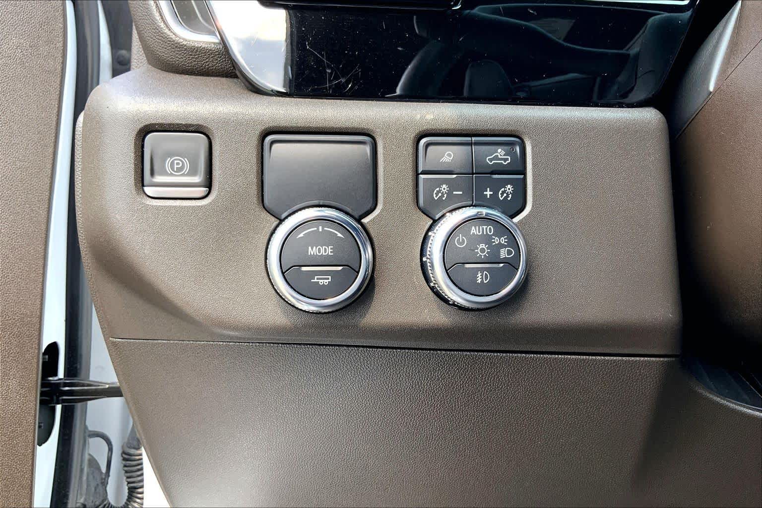 2023 GMC Sierra 1500 SLT White Frost Tricoat at Texan GMC Buick