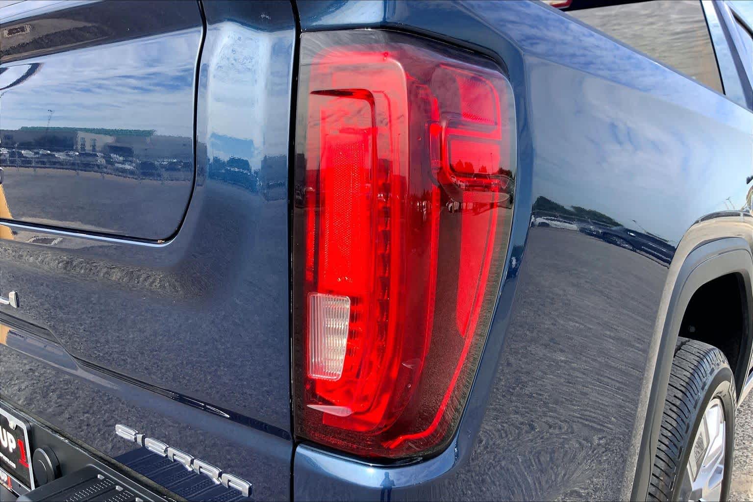2022 GMC Sierra 1500 photo 10 of 36