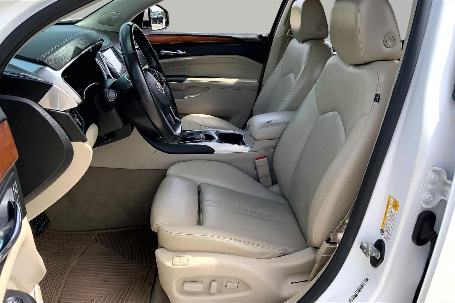 2013 Cadillac SRX Luxury Collection Platinum Ice Tricoat at Group 1 Toyota Southwest