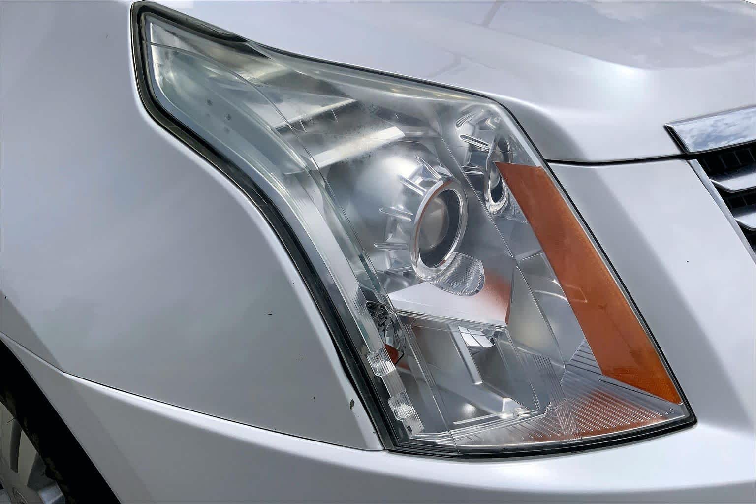 2013 Cadillac SRX Luxury Collection Platinum Ice Tricoat at Group 1 Toyota Southwest