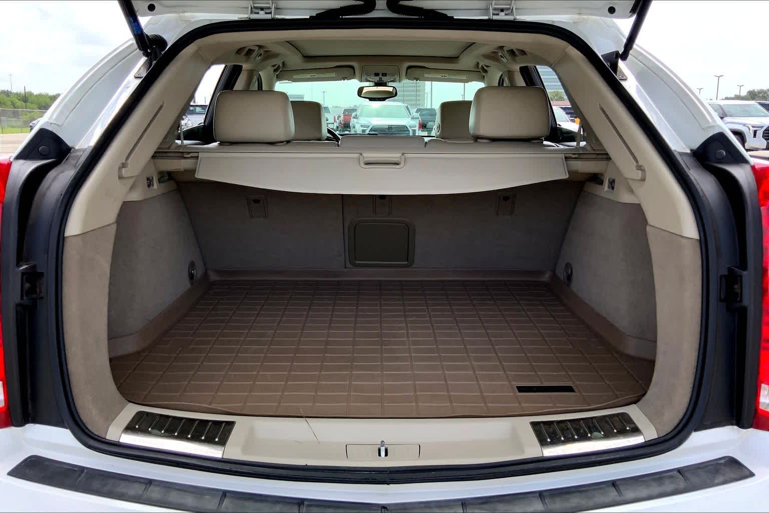 2013 Cadillac SRX Luxury Collection Platinum Ice Tricoat at Group 1 Toyota Southwest