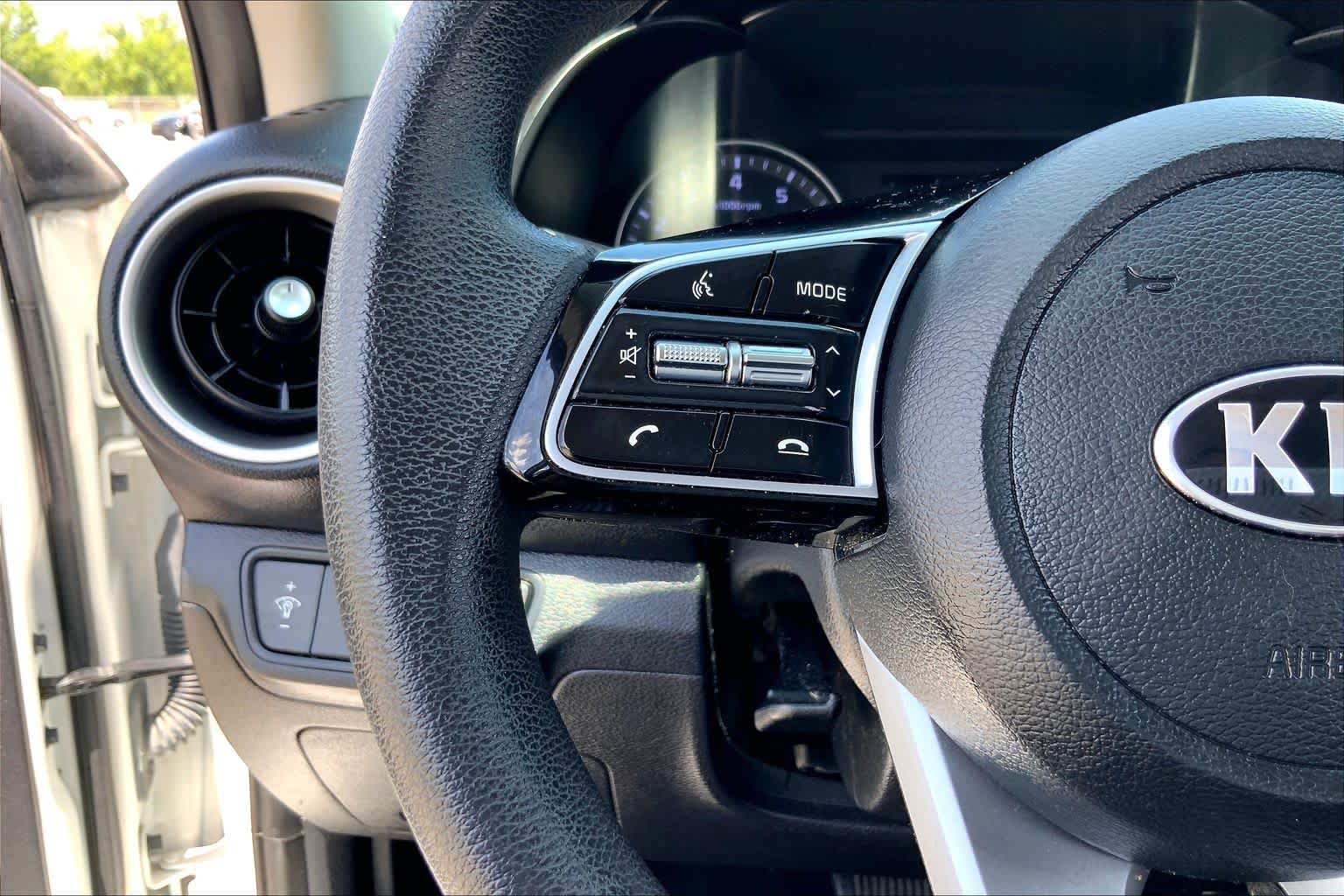 2021 Kia Forte LXS Clear White at HGreg Houston