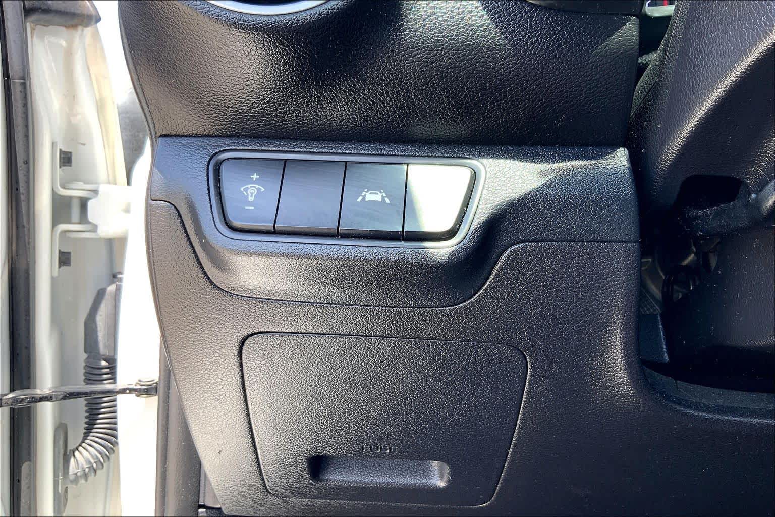 2021 Kia Forte LXS Clear White at HGreg Houston