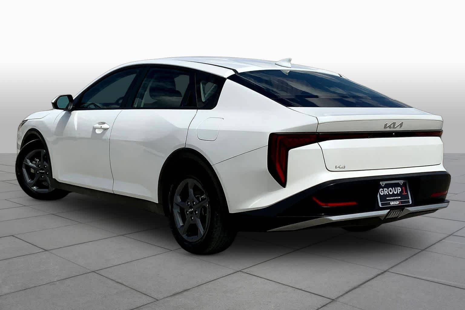 2025 Kia K4 LXS - 11