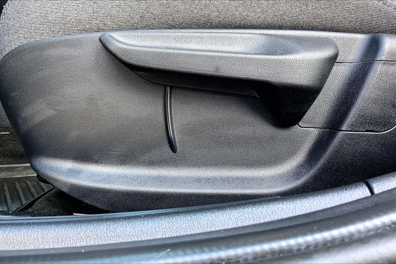 2025 Kia K4 photo 34 of 36