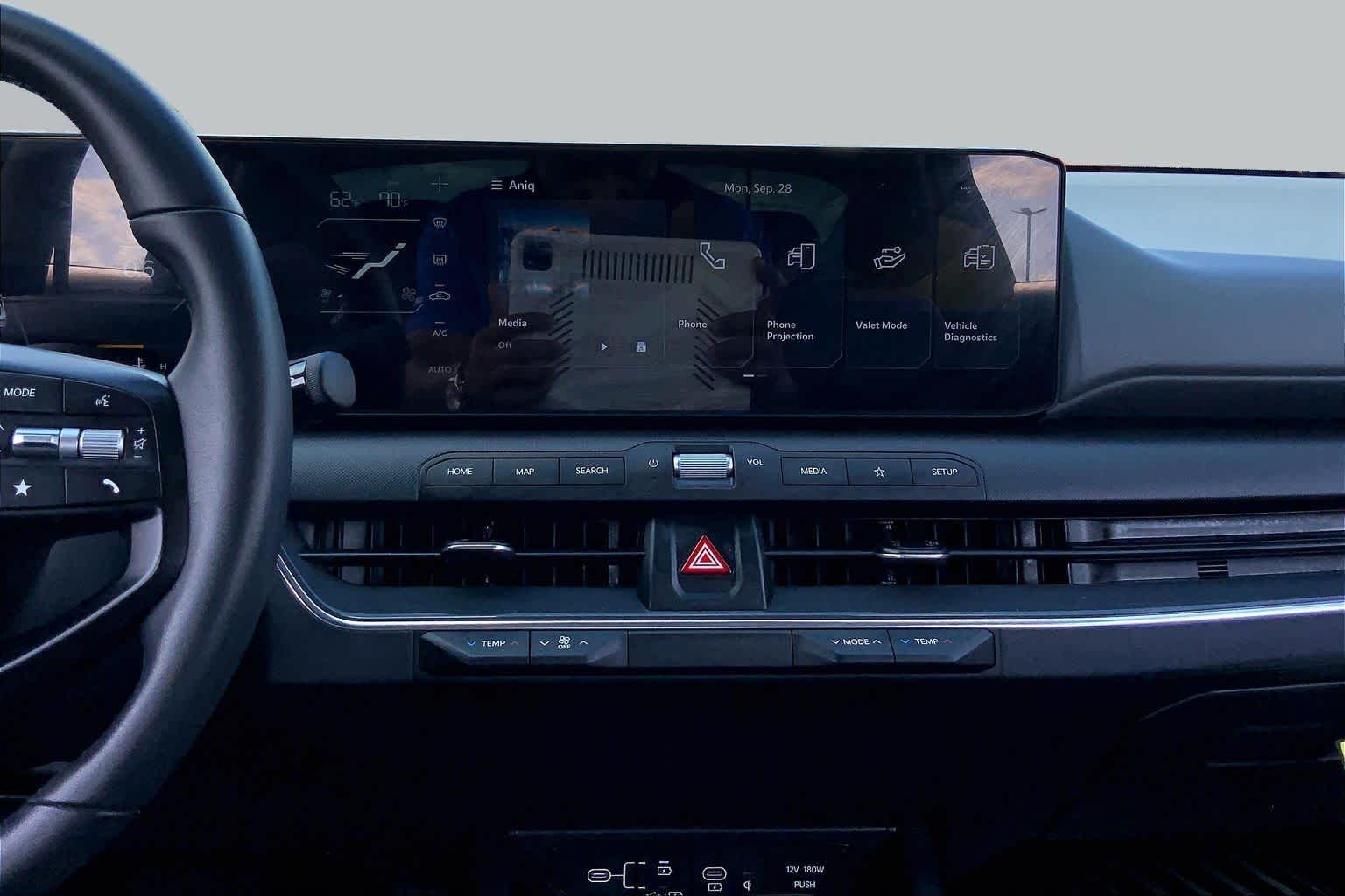 2025 Kia K4 photo 7 of 36