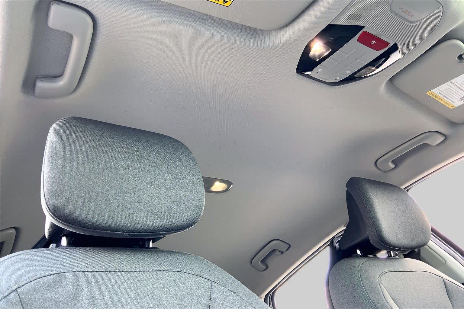 2025 Kia K4 photo 14 of 36