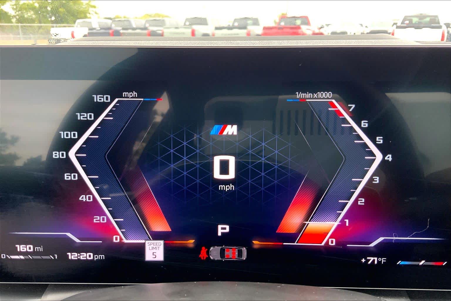 2025 BMW M340i photo 25 of 36