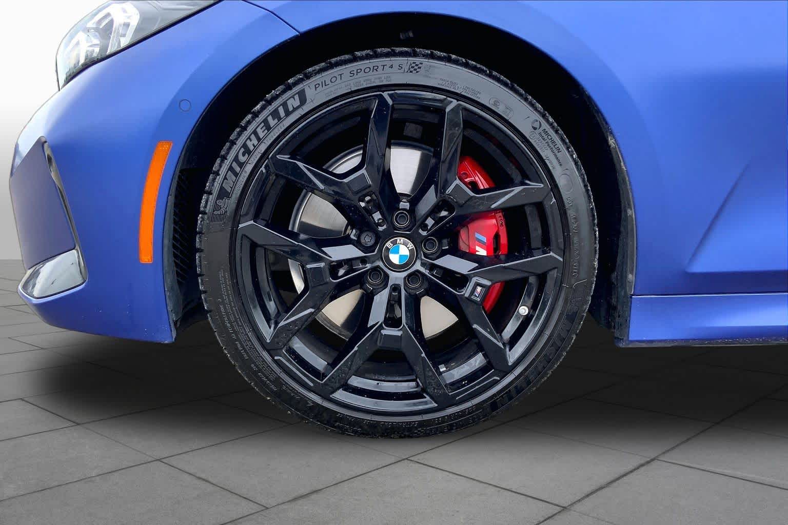 2025 BMW M340i photo 11 of 36