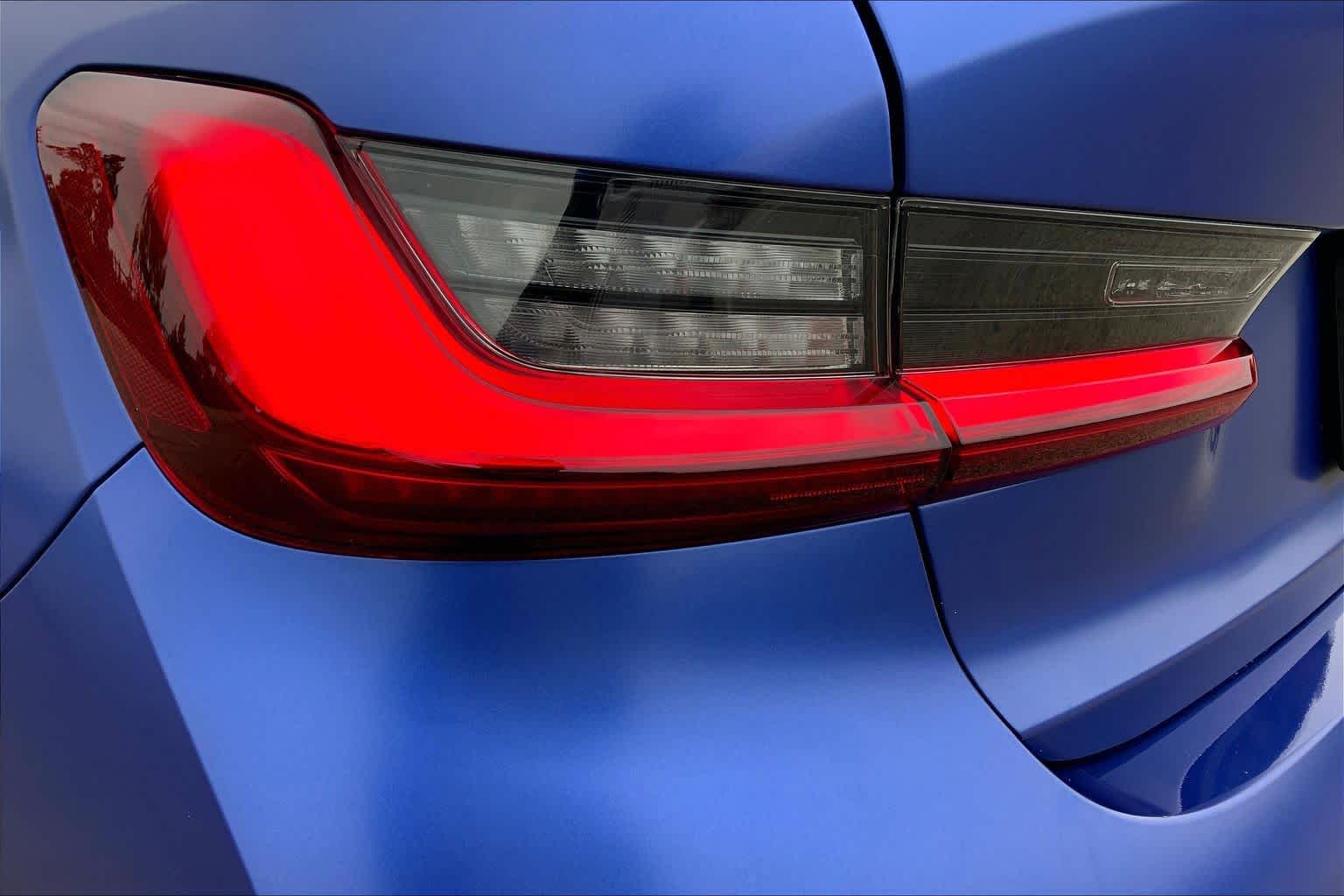 2025 BMW M340i photo 28 of 36