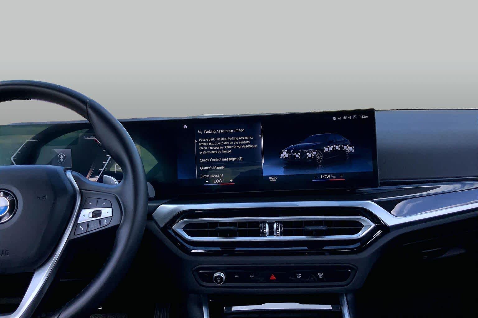 2024 BMW 330i photo 7 of 36