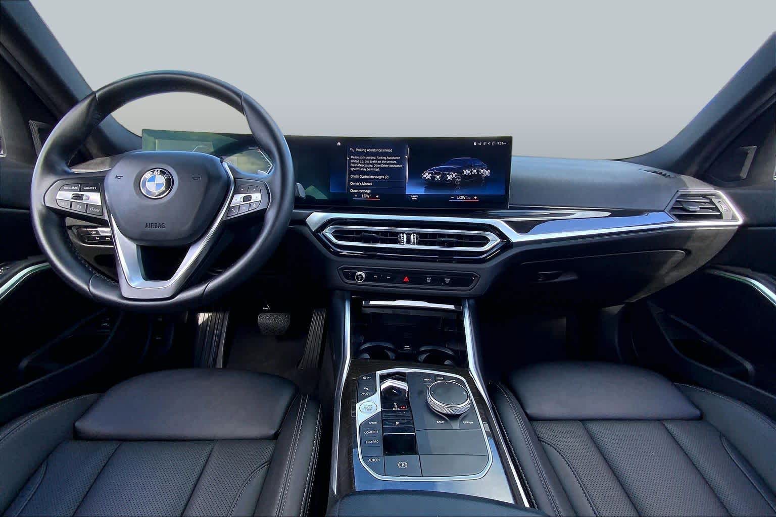 2024 BMW 330i photo 15 of 36