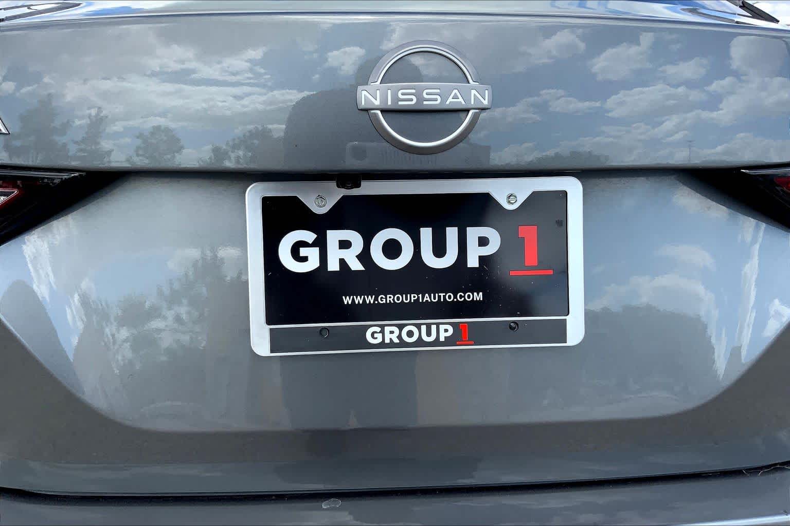 2025 Nissan Sentra SV - 9