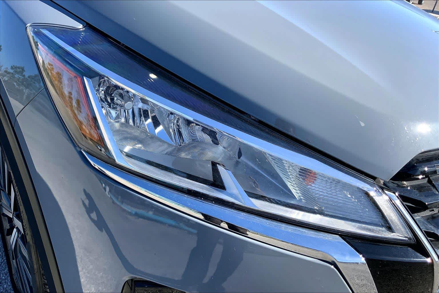 2023 Nissan Kicks SV Gray/Super Black at AutoNation Chevrolet Gulf Fwy