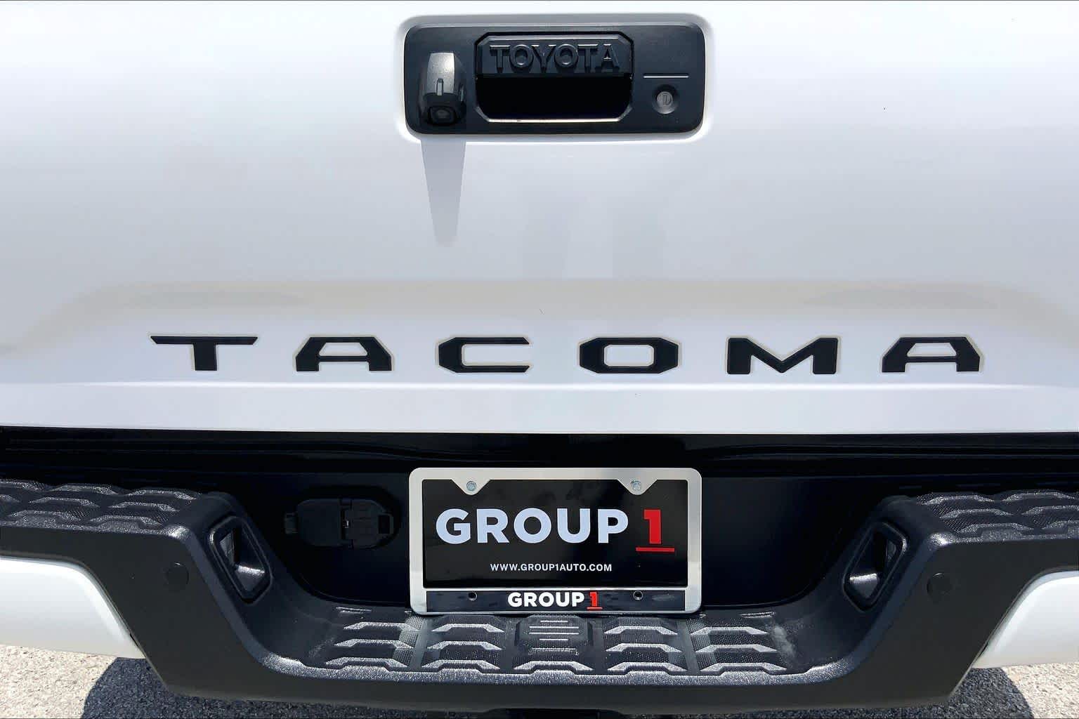 2020 Toyota Tacoma TRD Sport Super White at Group 1 GMC Buick South