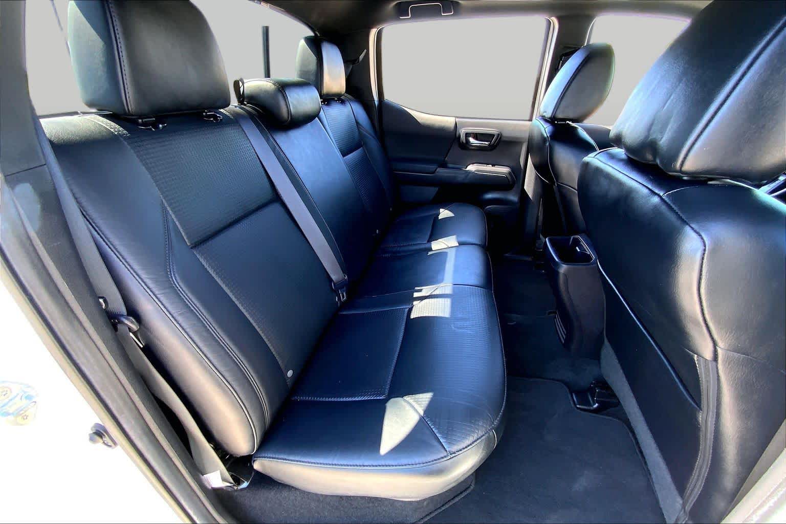 2022 Toyota Tacoma photo 19 of 36