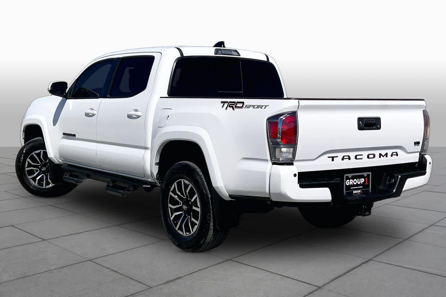 2022 Toyota Tacoma photo 12 of 36