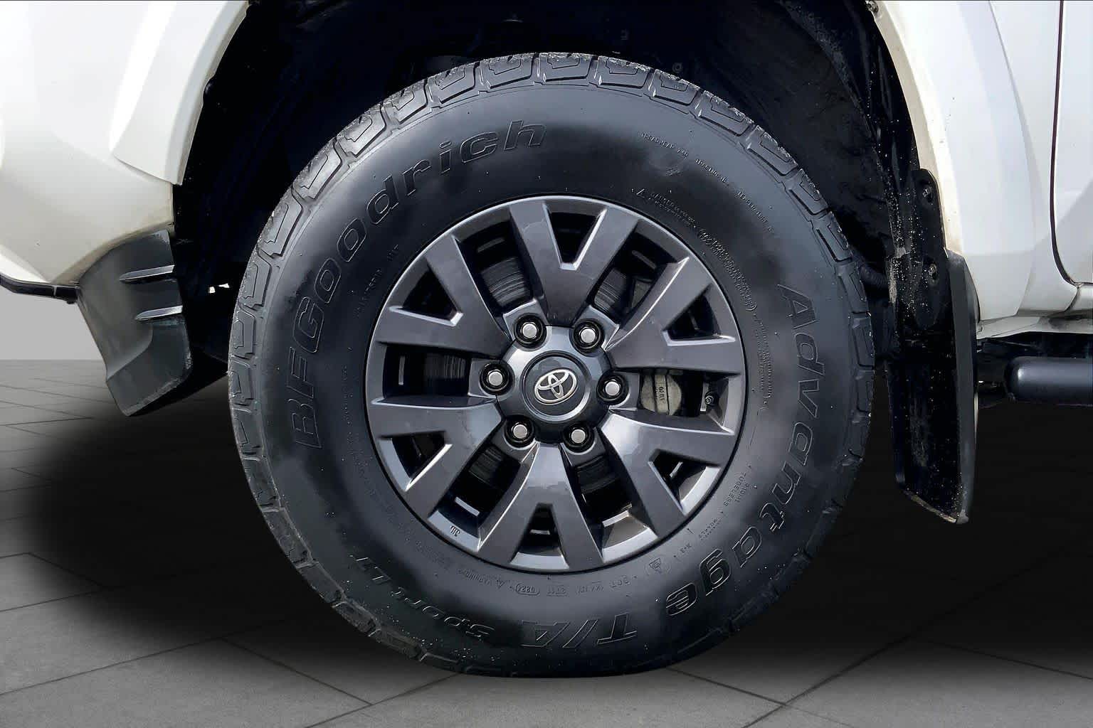 2021 Toyota Tacoma SR5 Super White at Group 1 Toyota Southwest
