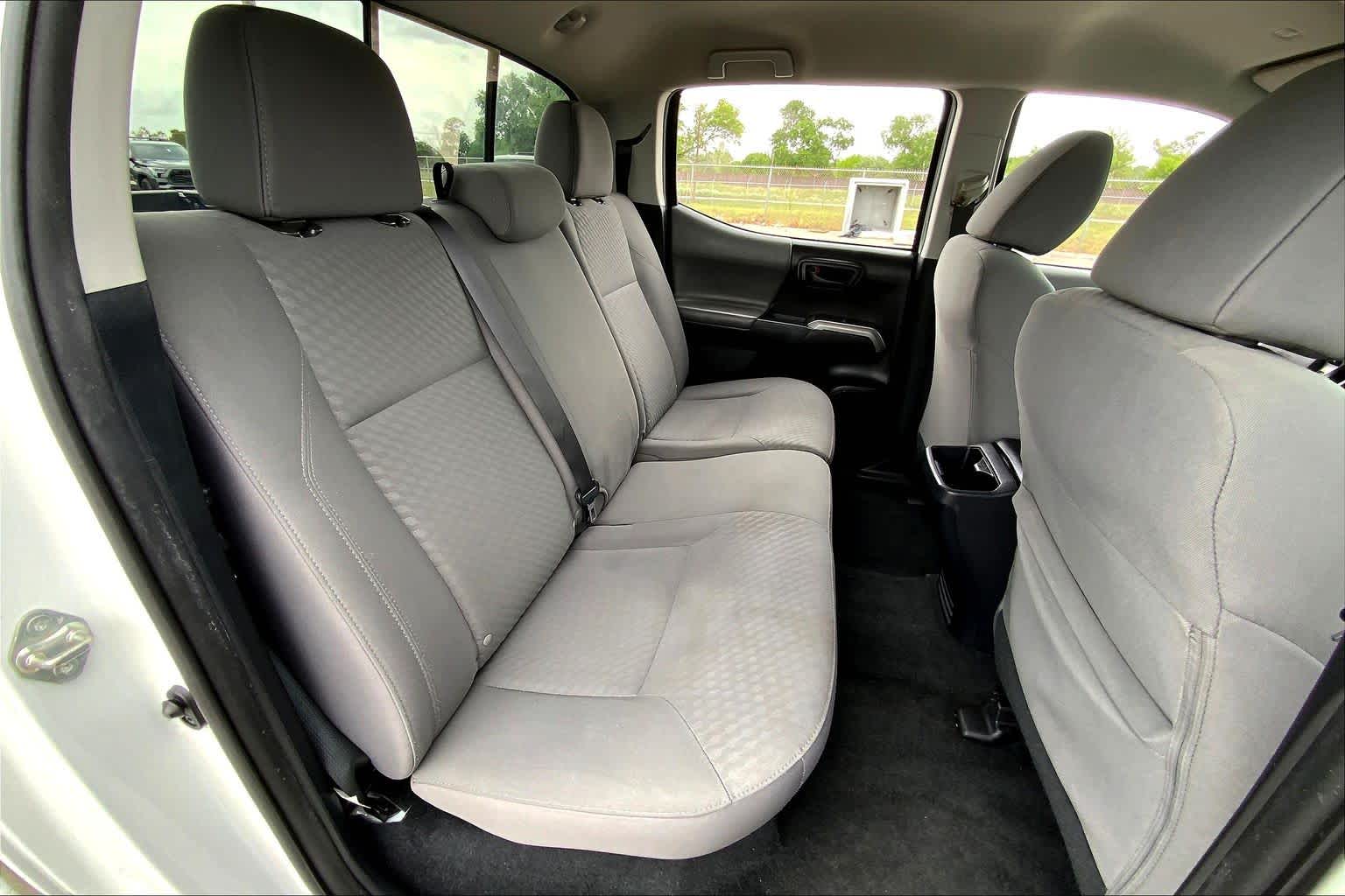 2020 Toyota Tacoma SR5 Super White at Group 1 Toyota Southwest