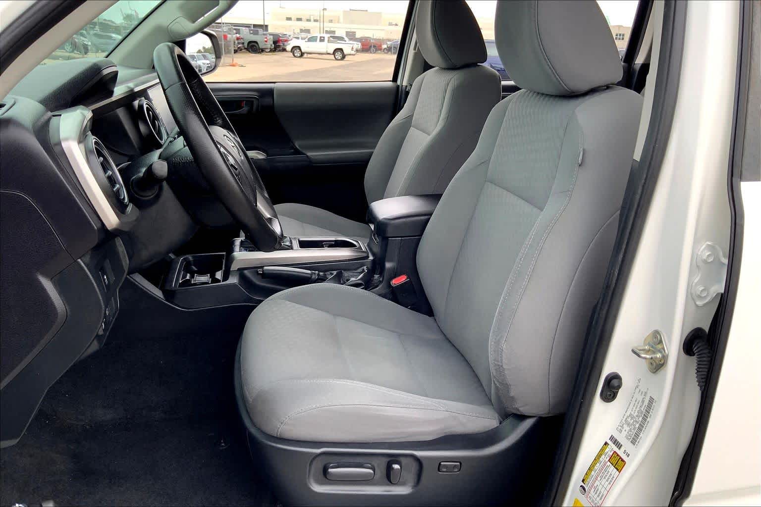 2020 Toyota Tacoma SR5 Super White at Group 1 Toyota Southwest