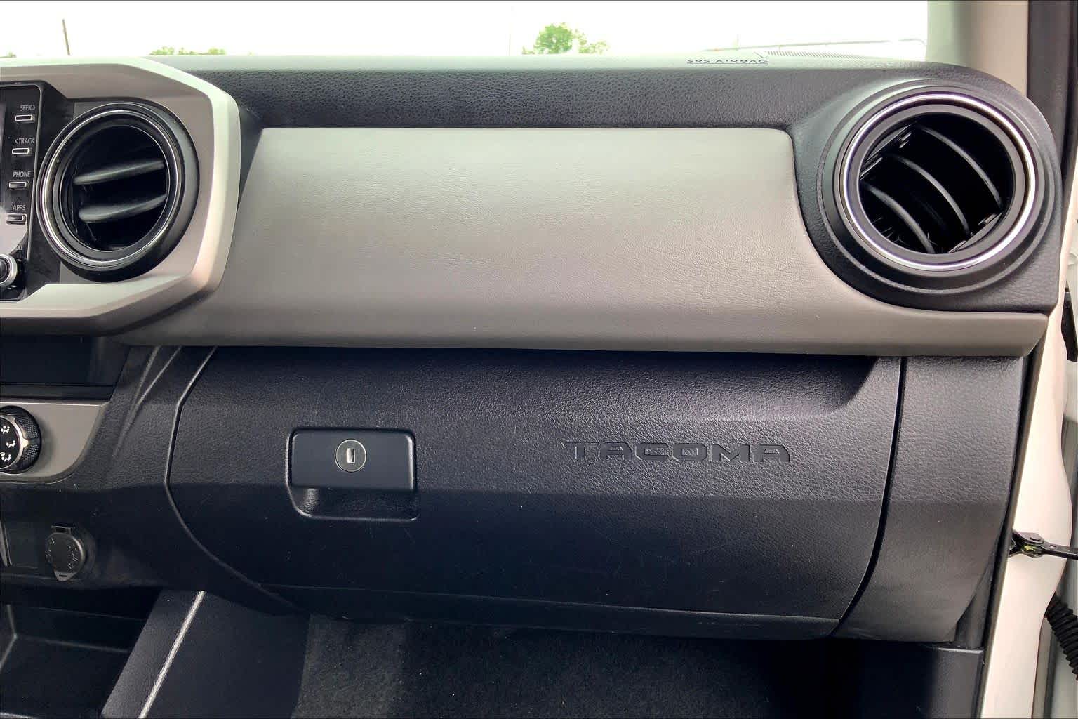 2020 Toyota Tacoma SR5 Super White at Group 1 Toyota Southwest