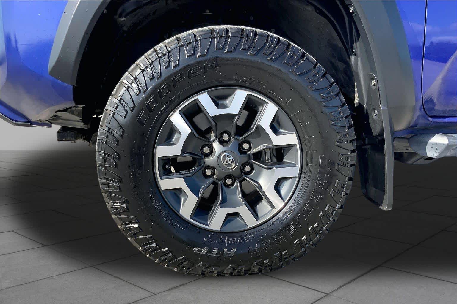 2022 Toyota Tacoma TRD Off Road Blue Crush Metallic at Beck & Masten Kia