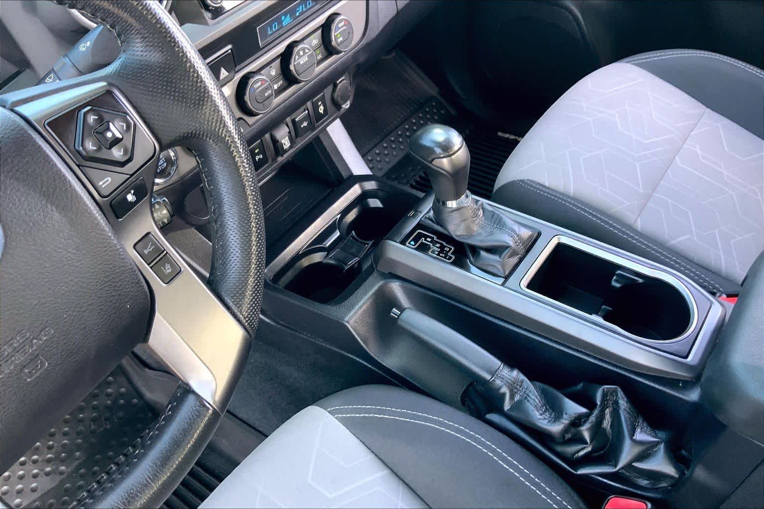 2022 Toyota Tacoma TRD Off Road Blue Crush Metallic at Beck & Masten Kia