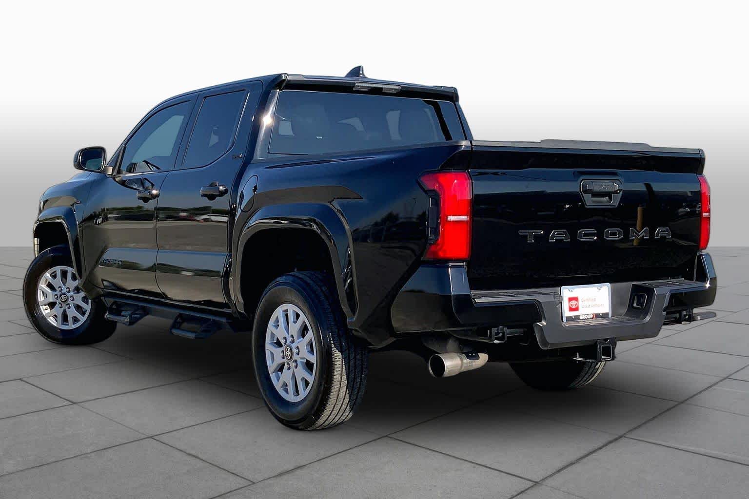 2025 Toyota Tacoma photo 12 of 36