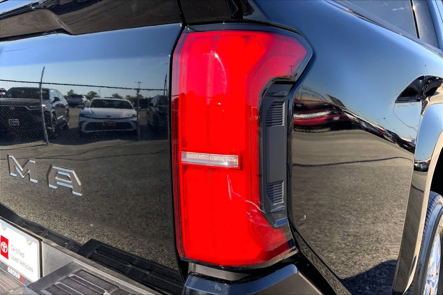 2025 Toyota Tacoma photo 10 of 36