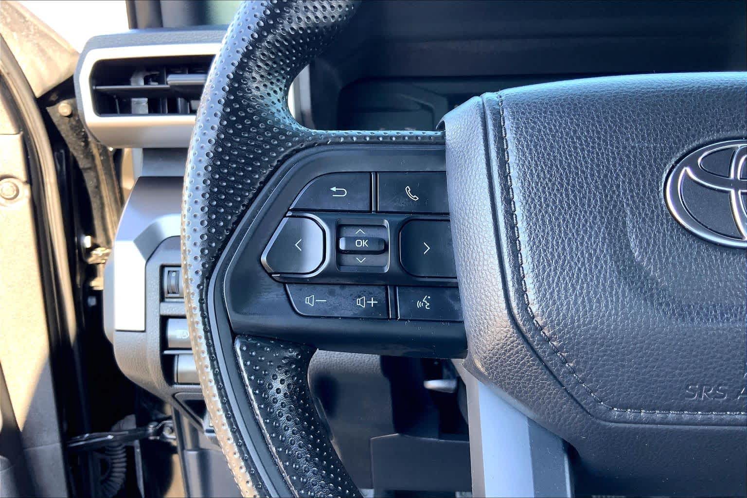 2025 Toyota Tacoma photo 23 of 36