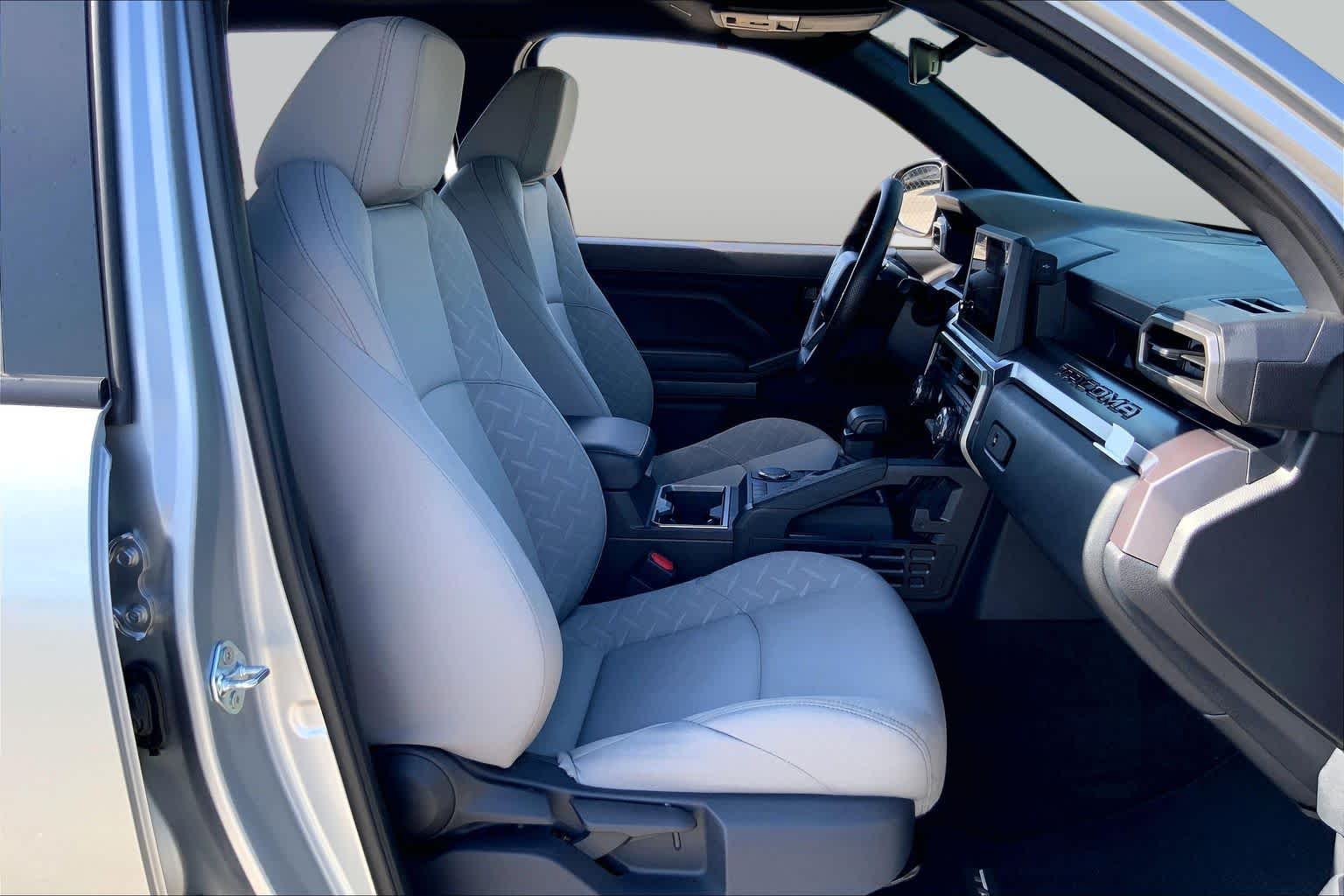 2026 Toyota Tacoma SR5 - 8